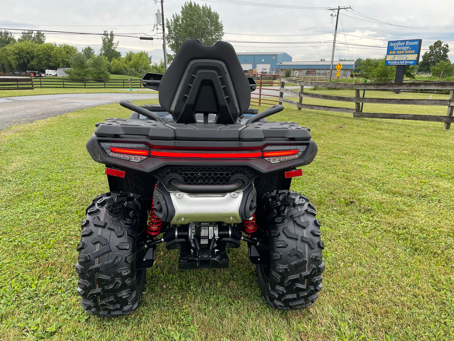 2024 CFMOTO CFORCE 1000 Touring at Randy's Cycle