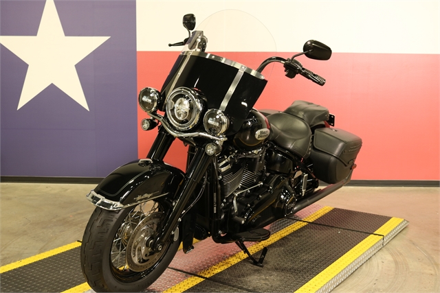 2021 Harley-Davidson Heritage Classic 114 at Texas Harley