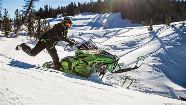 2017 Arctic Cat M 8000 Mountain Cat 162 at Mount Rushmore Motorsports