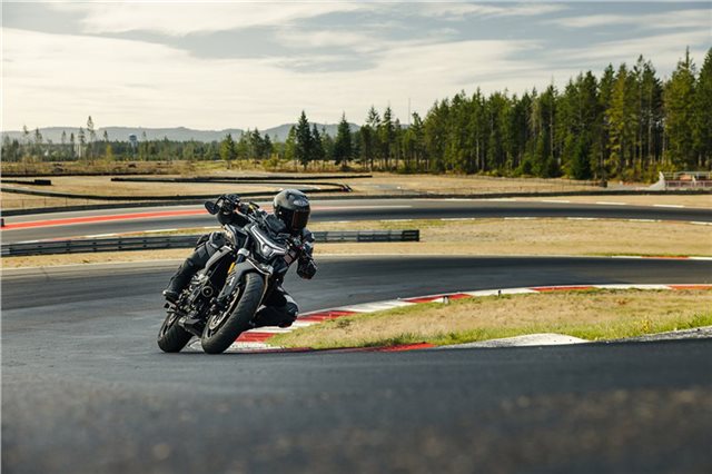 2024 CFMOTO NK 800 at Randy's Cycle