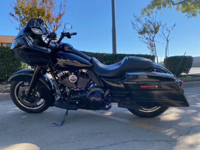 2011 Harley-Davidson Road Glide Custom at Lucky Penny Cycles