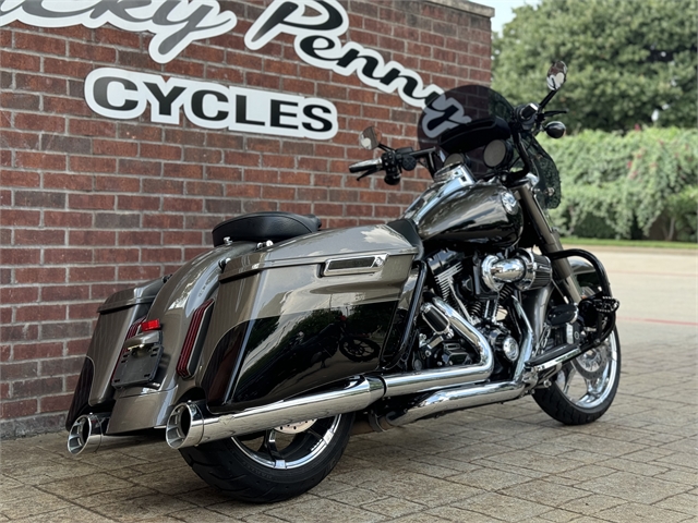 2014 Harley-Davidson Road King CVO at Lucky Penny Cycles