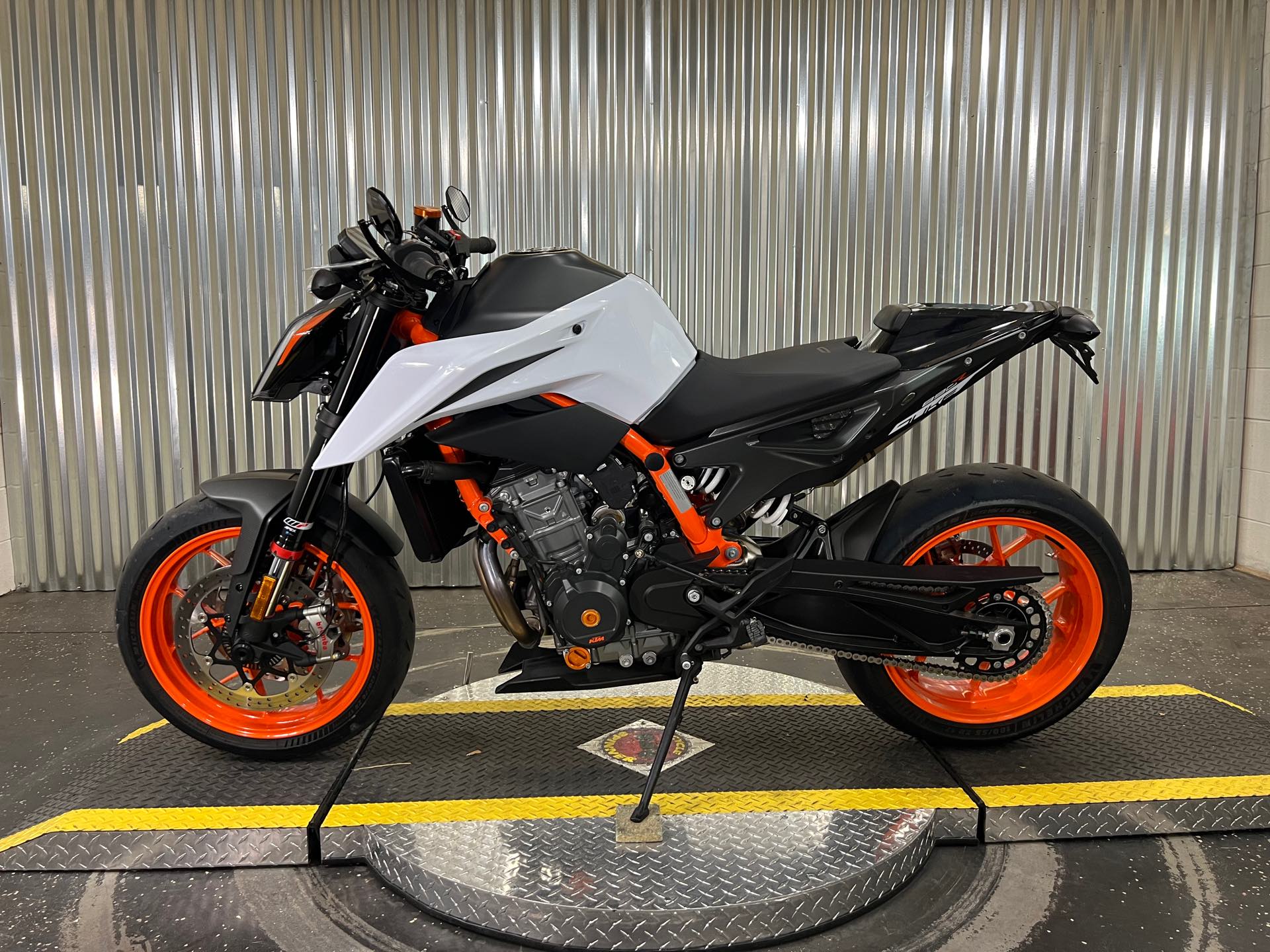 2020 KTM 890 Duke R 890 R at Teddy Morse Grand Junction Powersports