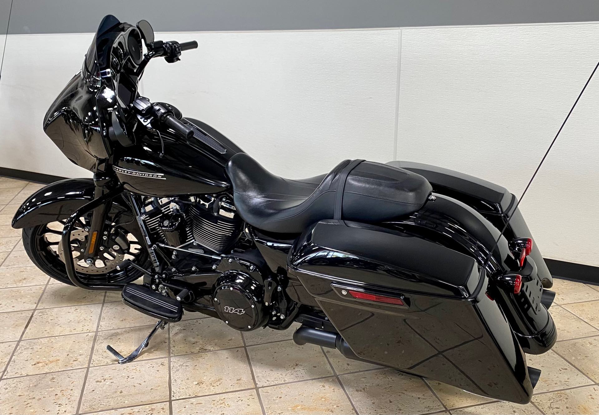 2019 Harley-Davidson Street Glide Special at Destination Harley-Davidson®, Tacoma, WA 98424