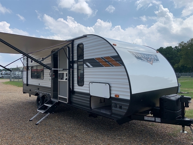 2021 Forest River Wildwood X-Lite 241QBXL | Campers RV Center