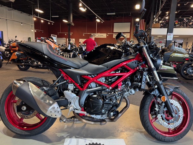 2018 Suzuki SV 650 ABS at Martin Moto