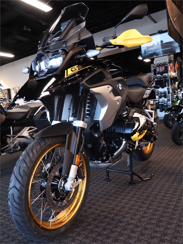 2022 BMW R 1250 GS at Frontline Eurosports