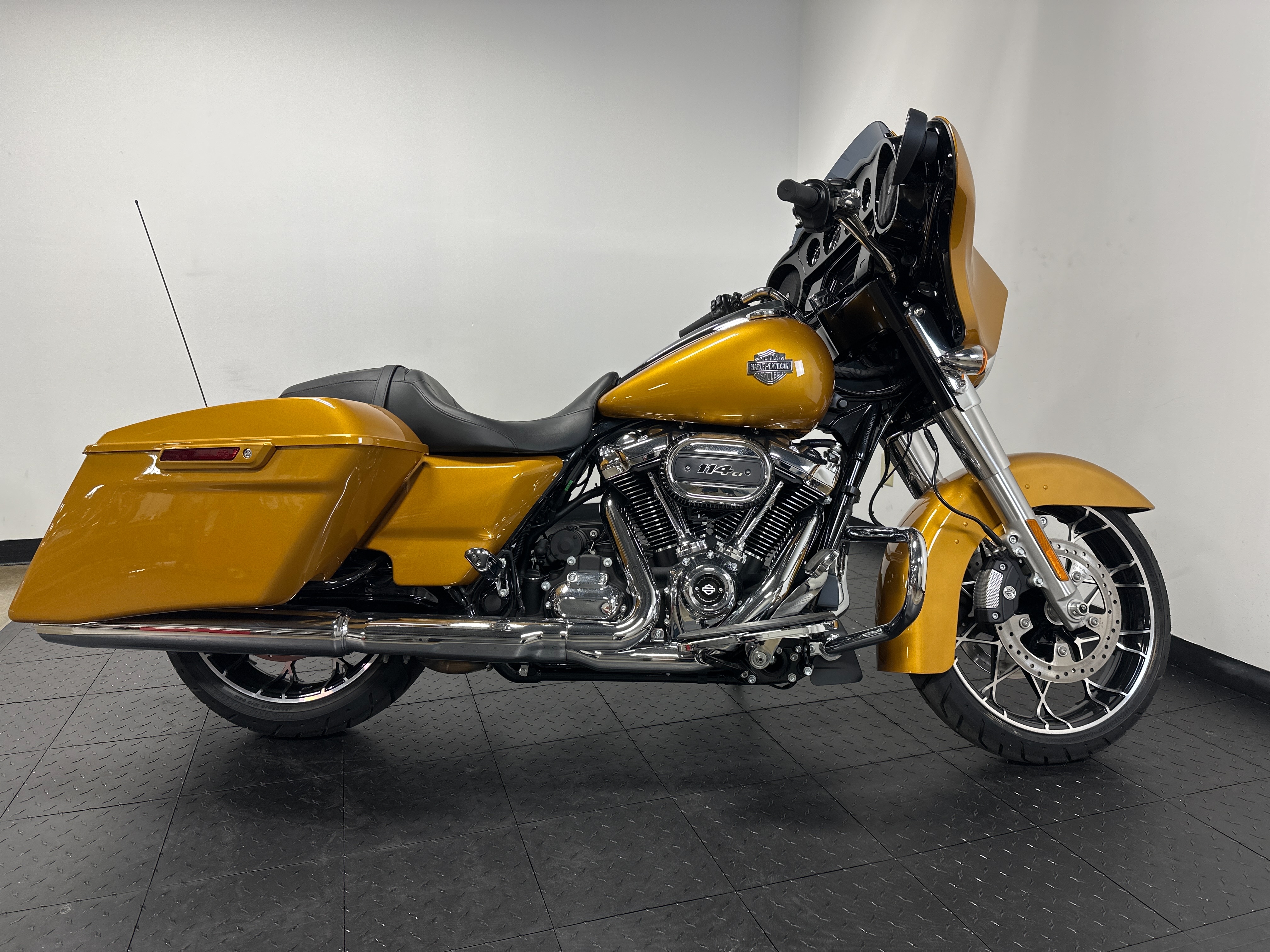 2023 Harley-Davidson® Street Glide® Special