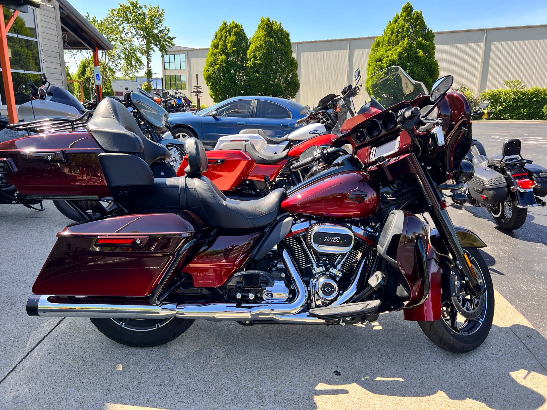 2018 Harley-Davidson Electra Glide CVO Limited at Man O'War Harley-Davidson®