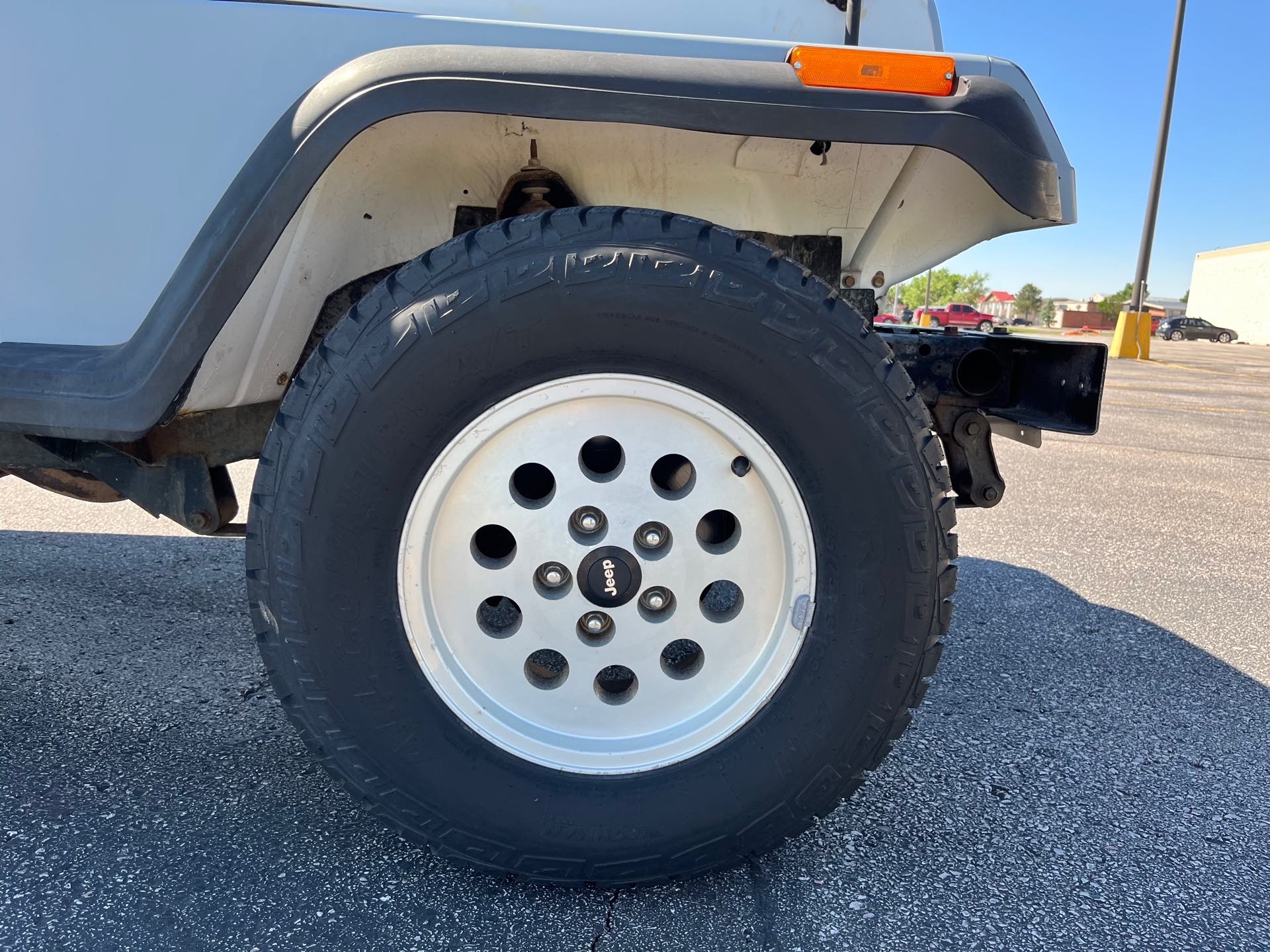 1990 Jeep Wrangler 4x4 at Mount Rushmore Motorsports