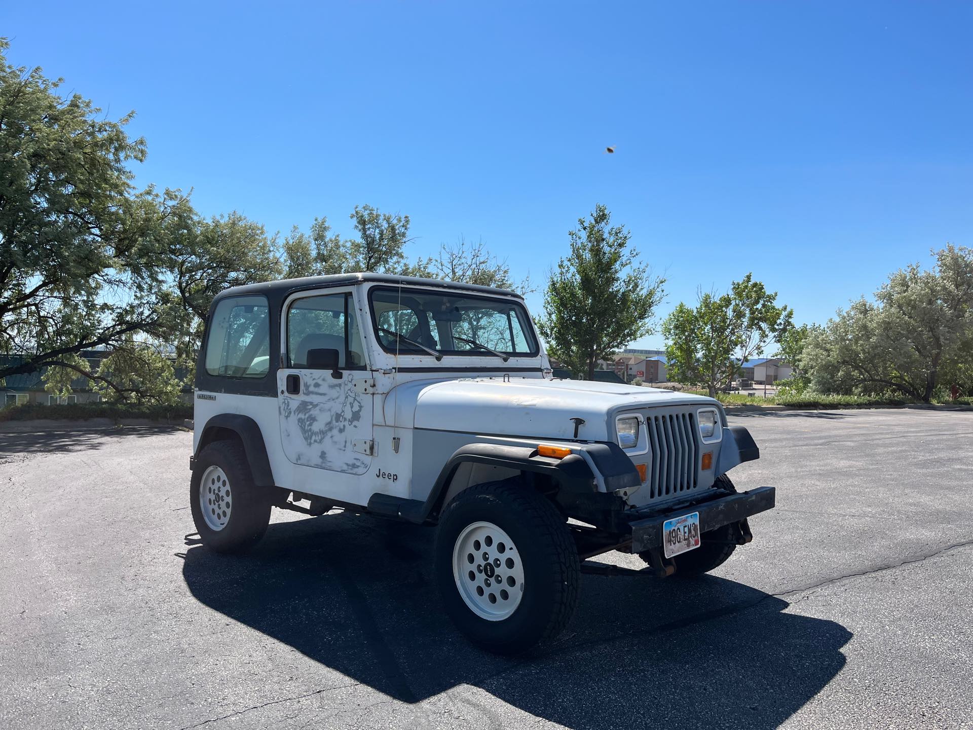 1990 Jeep Wrangler 4x4 at Mount Rushmore Motorsports