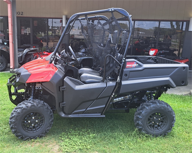 2025 Honda Pioneer 700 Deluxe at Dale's Fun Center, Victoria, TX 77904