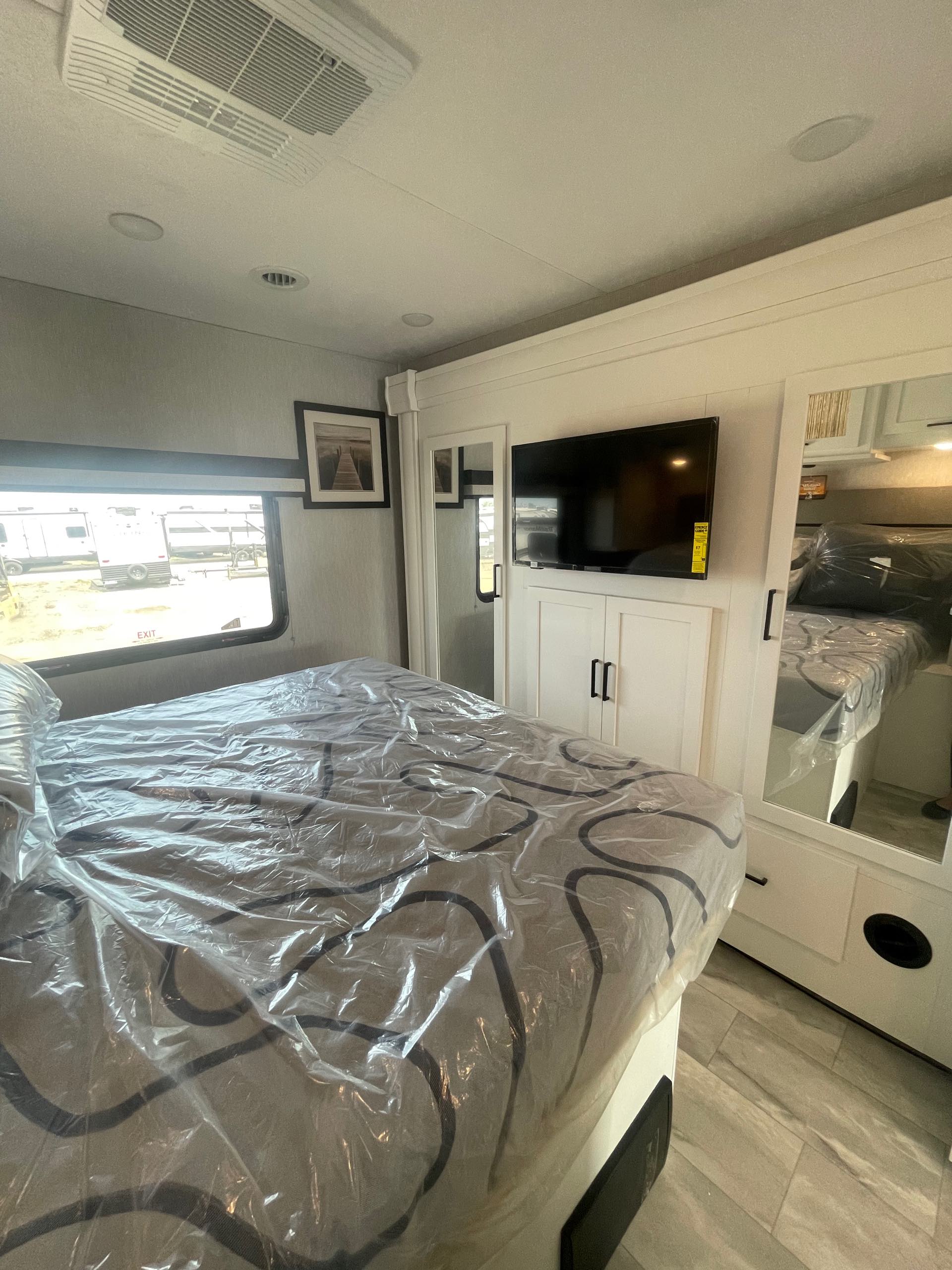 2023 Coachmen Pursuit 29SS at Prosser's Premium RV Outlet