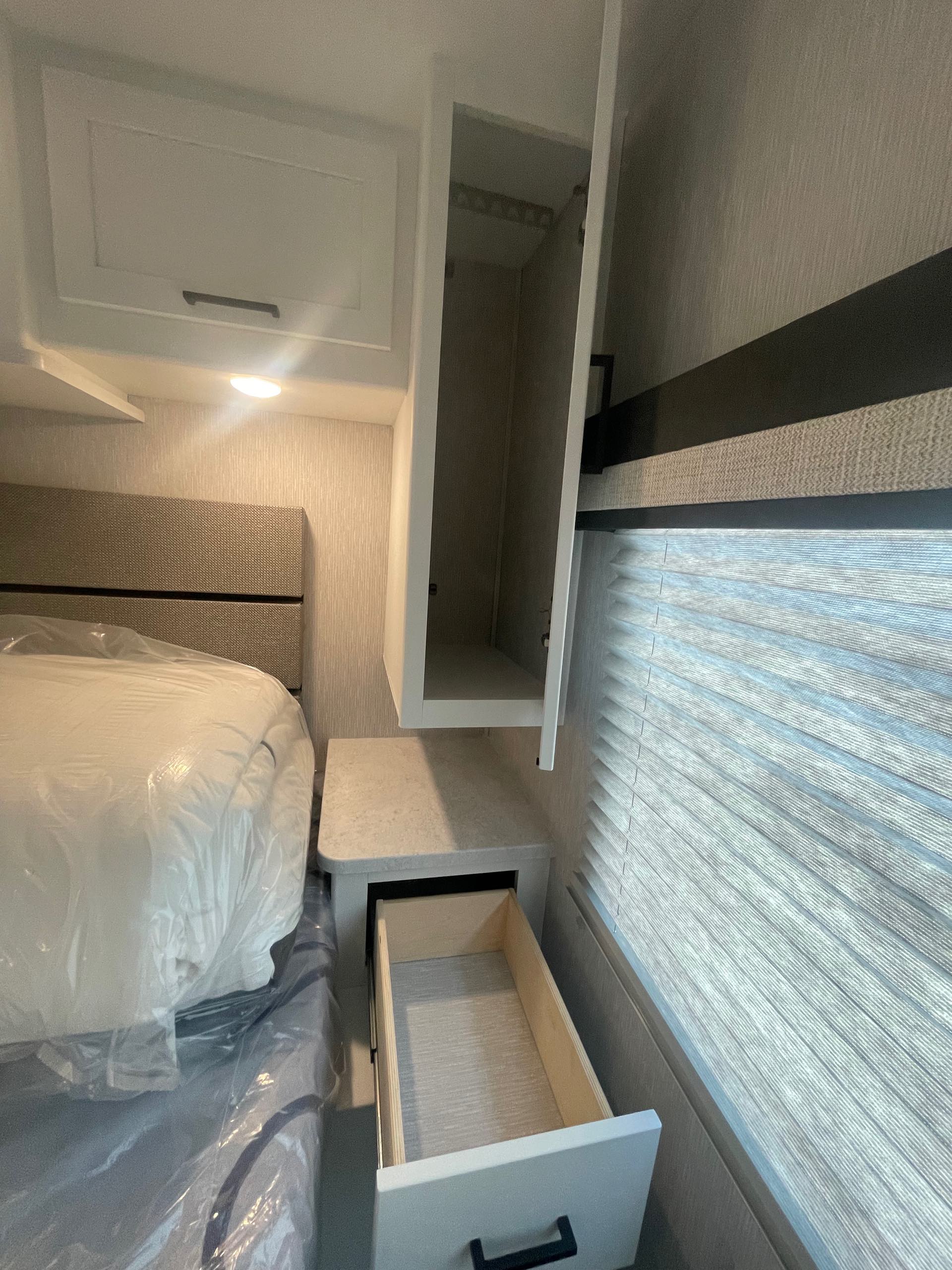 2023 Coachmen Pursuit 29SS at Prosser's Premium RV Outlet