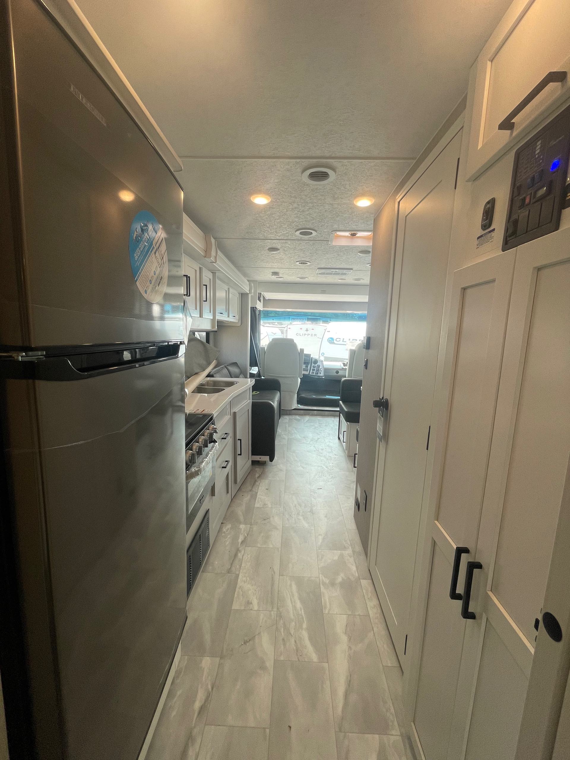 2023 Coachmen Pursuit 29SS at Prosser's Premium RV Outlet