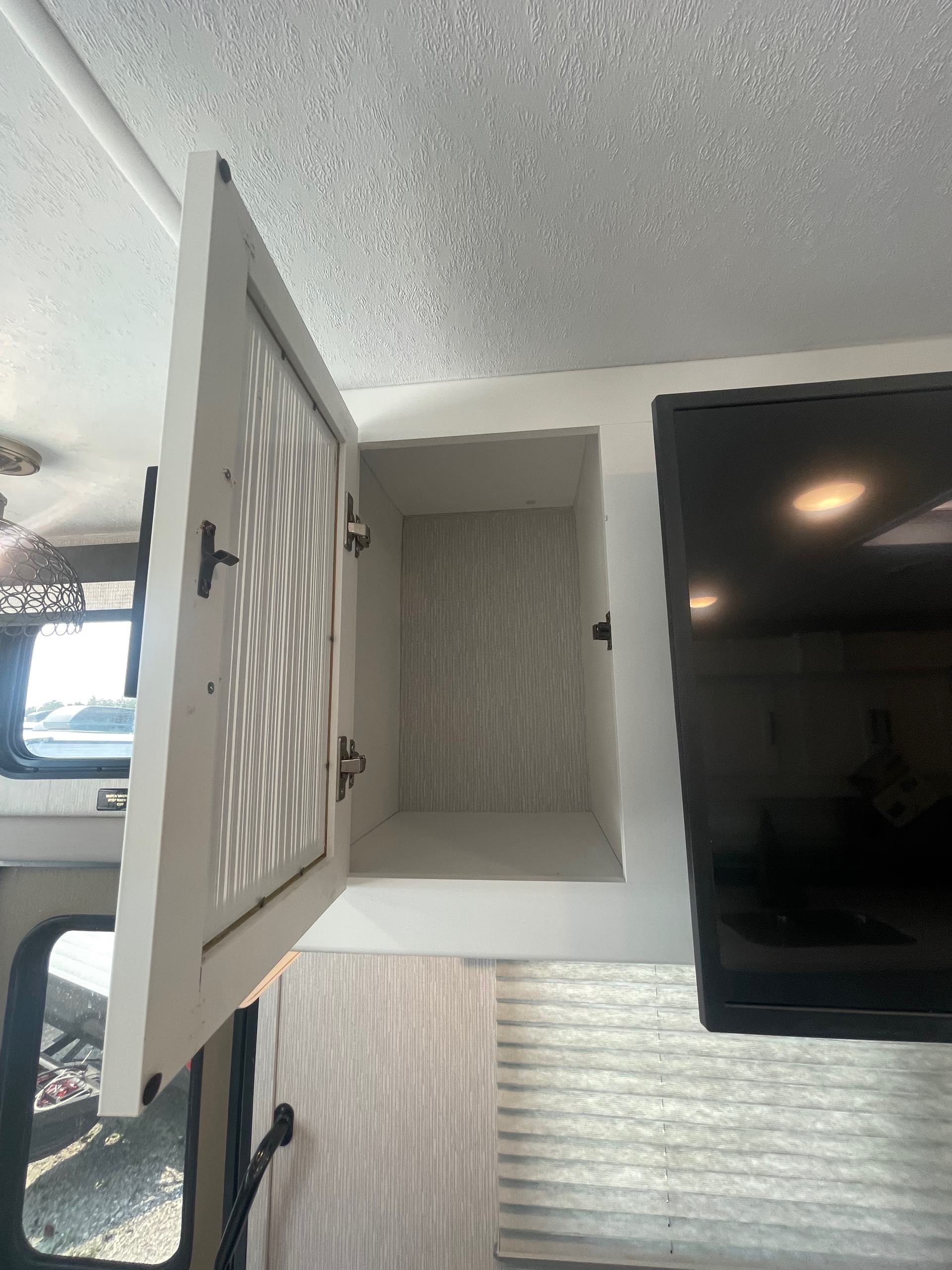 2023 Coachmen Pursuit 29SS at Prosser's Premium RV Outlet