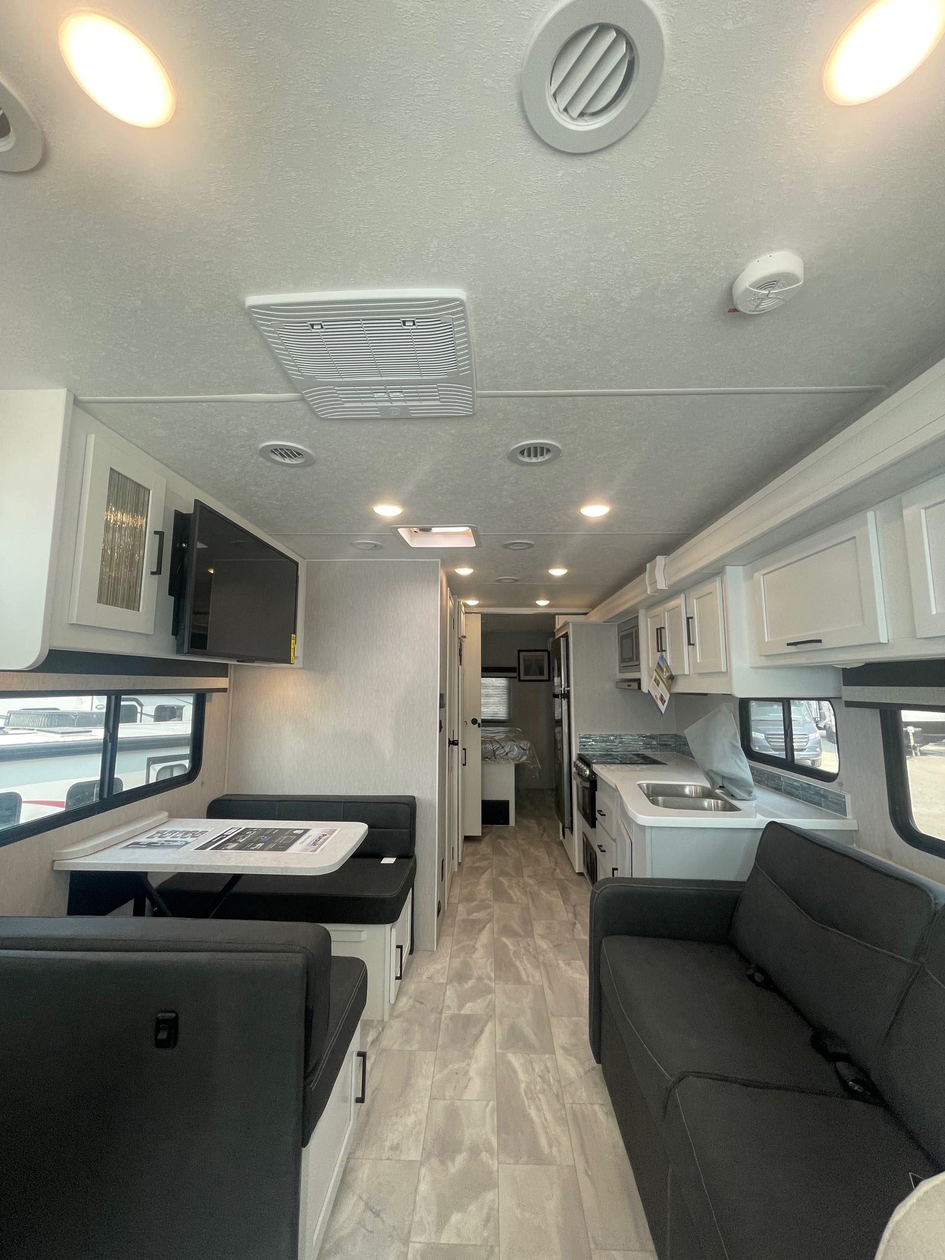 2023 Coachmen Pursuit 29SS at Prosser's Premium RV Outlet