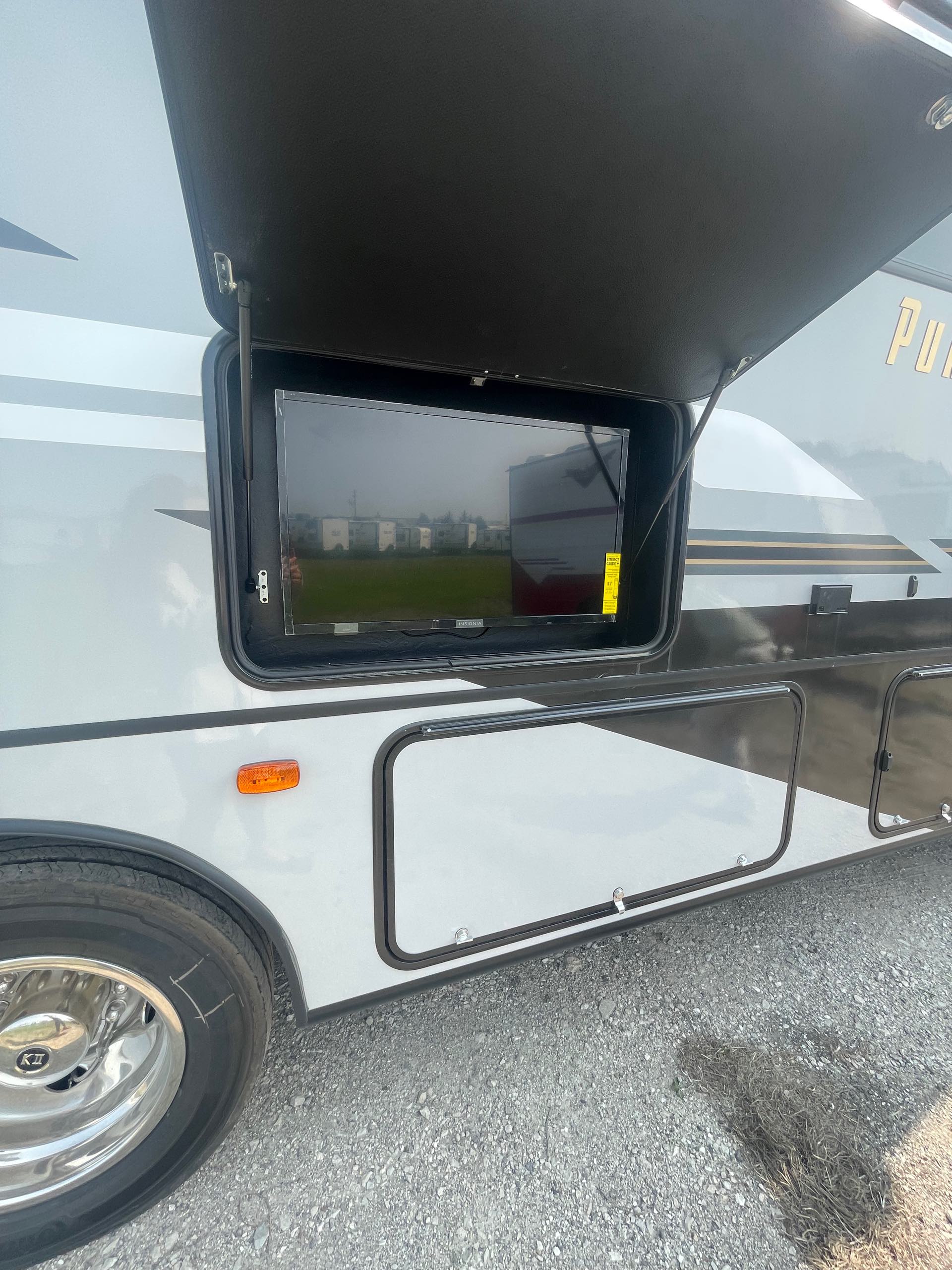 2023 Coachmen Pursuit 29SS at Prosser's Premium RV Outlet