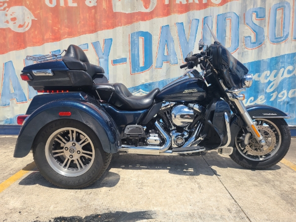 2016 Harley-Davidson Trike Tri Glide Ultra at Gruene Harley-Davidson