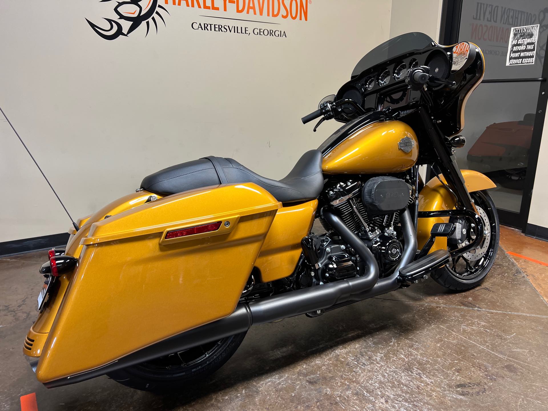 2023 Harley-Davidson Street Glide Special at Southern Devil Harley-Davidson