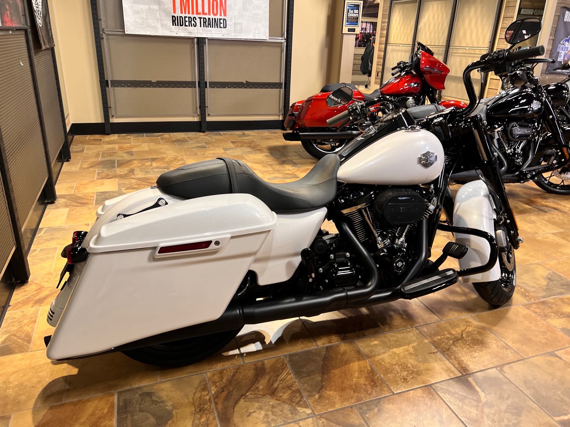 2024 Harley-Davidson Road King Special at Man O'War Harley-Davidson®