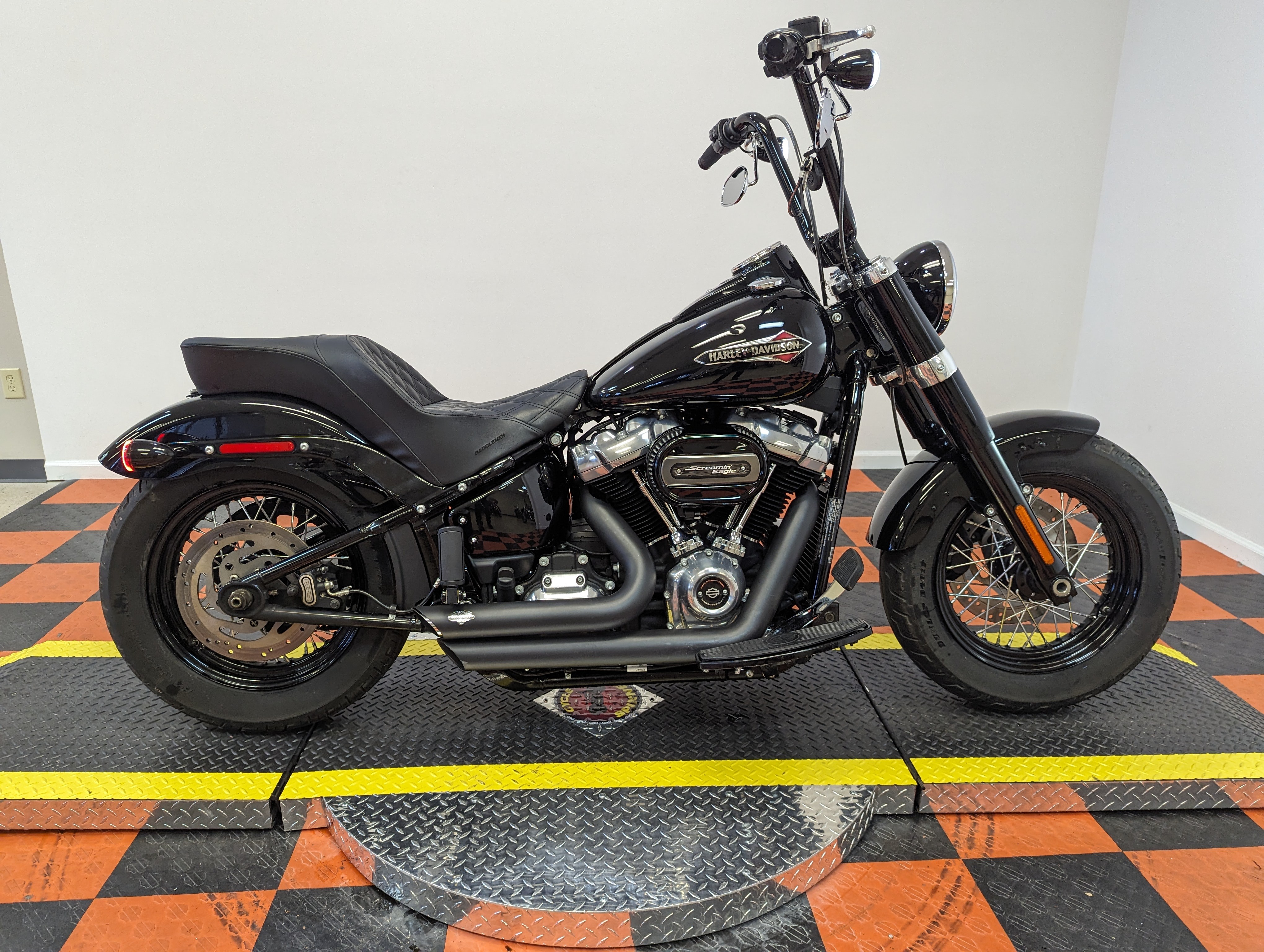 2019 softail deals slim