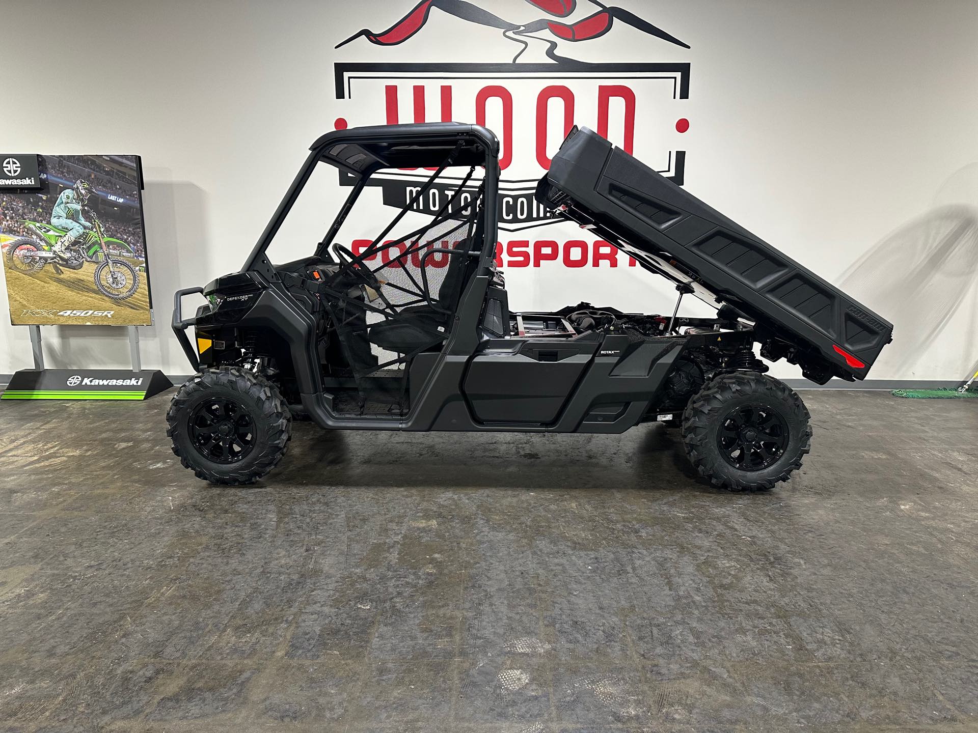 2024 Can-Am Defender PRO XT HD10 at Wood Powersports Harrison