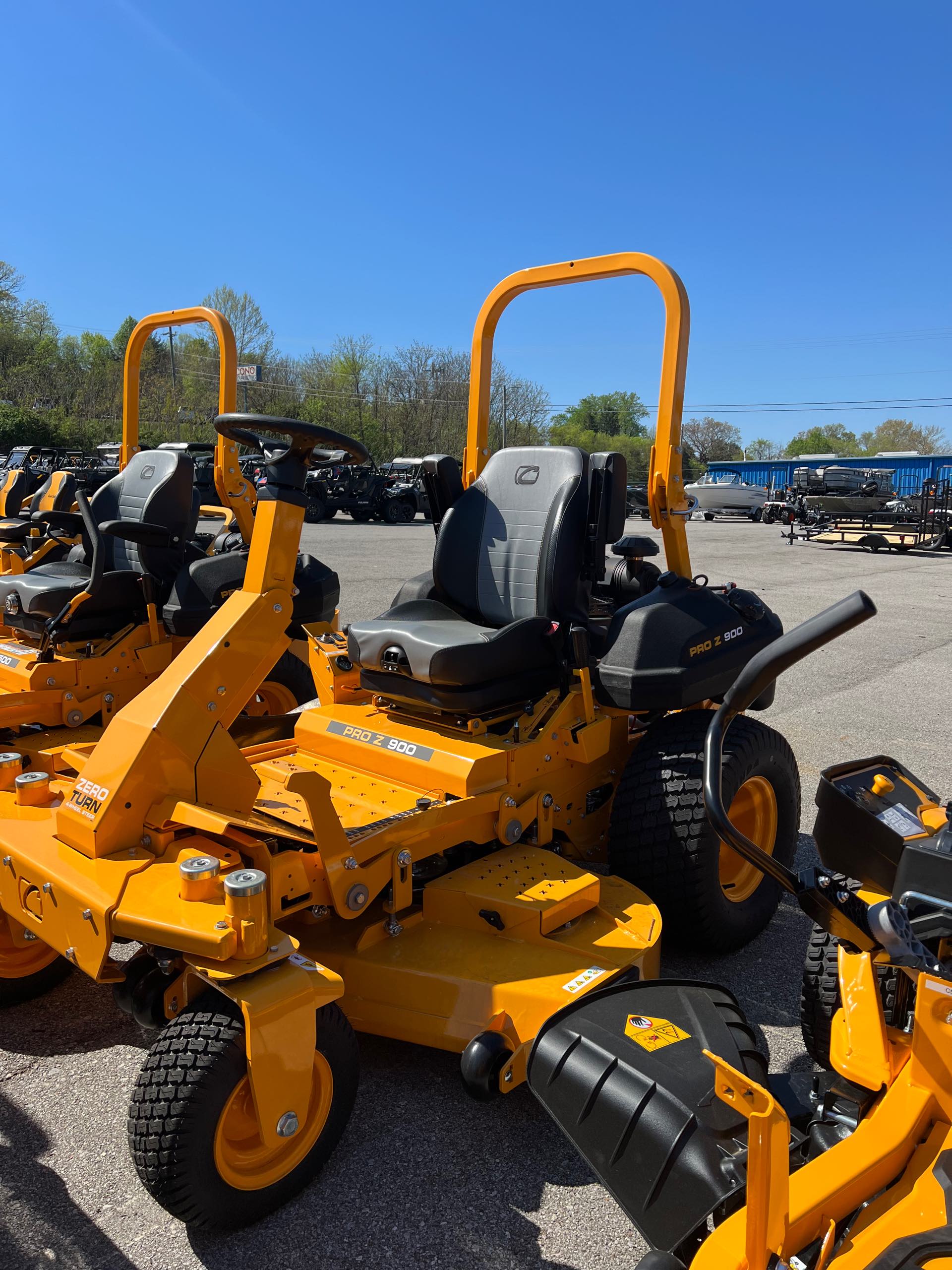 2022 Cub Cadet Commercial Zero Turn Mowers PRO Z 960 S KW at Knoxville Powersports