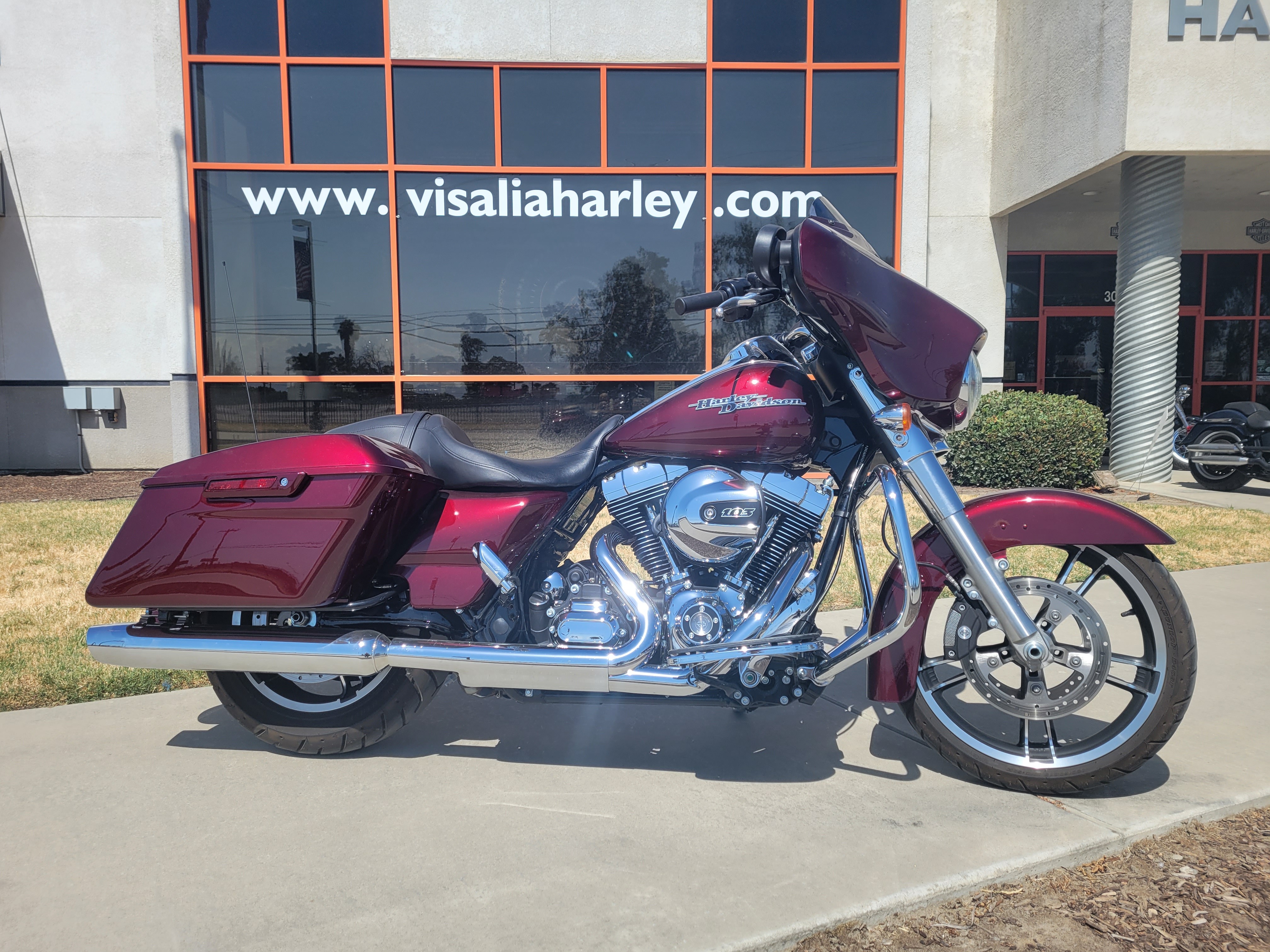 2015 Harley-Davidson Street Glide Base at Visalia Harley-Davidson