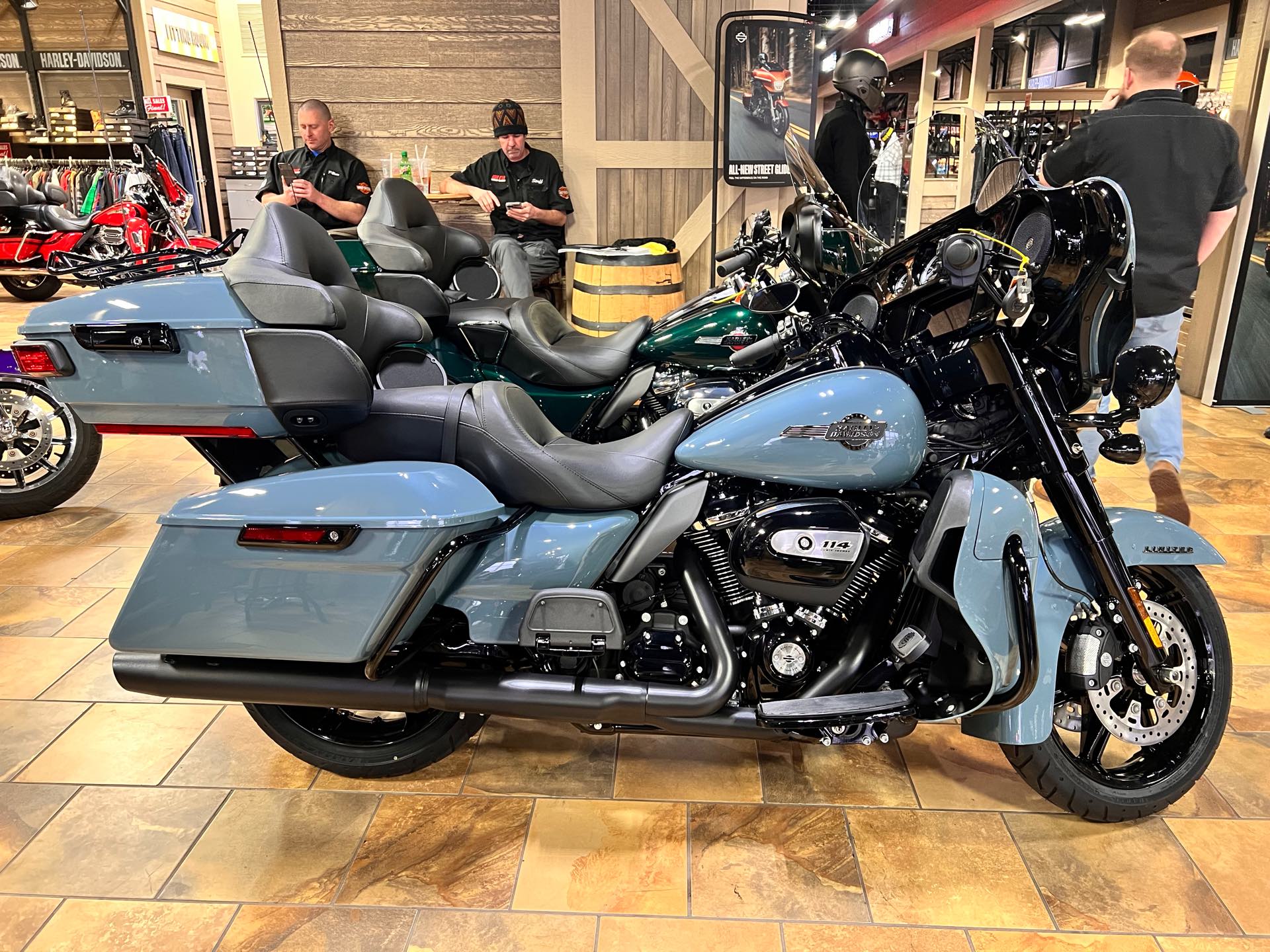 2024 Harley-Davidson Electra Glide Ultra Limited at Man O'War Harley-Davidson®