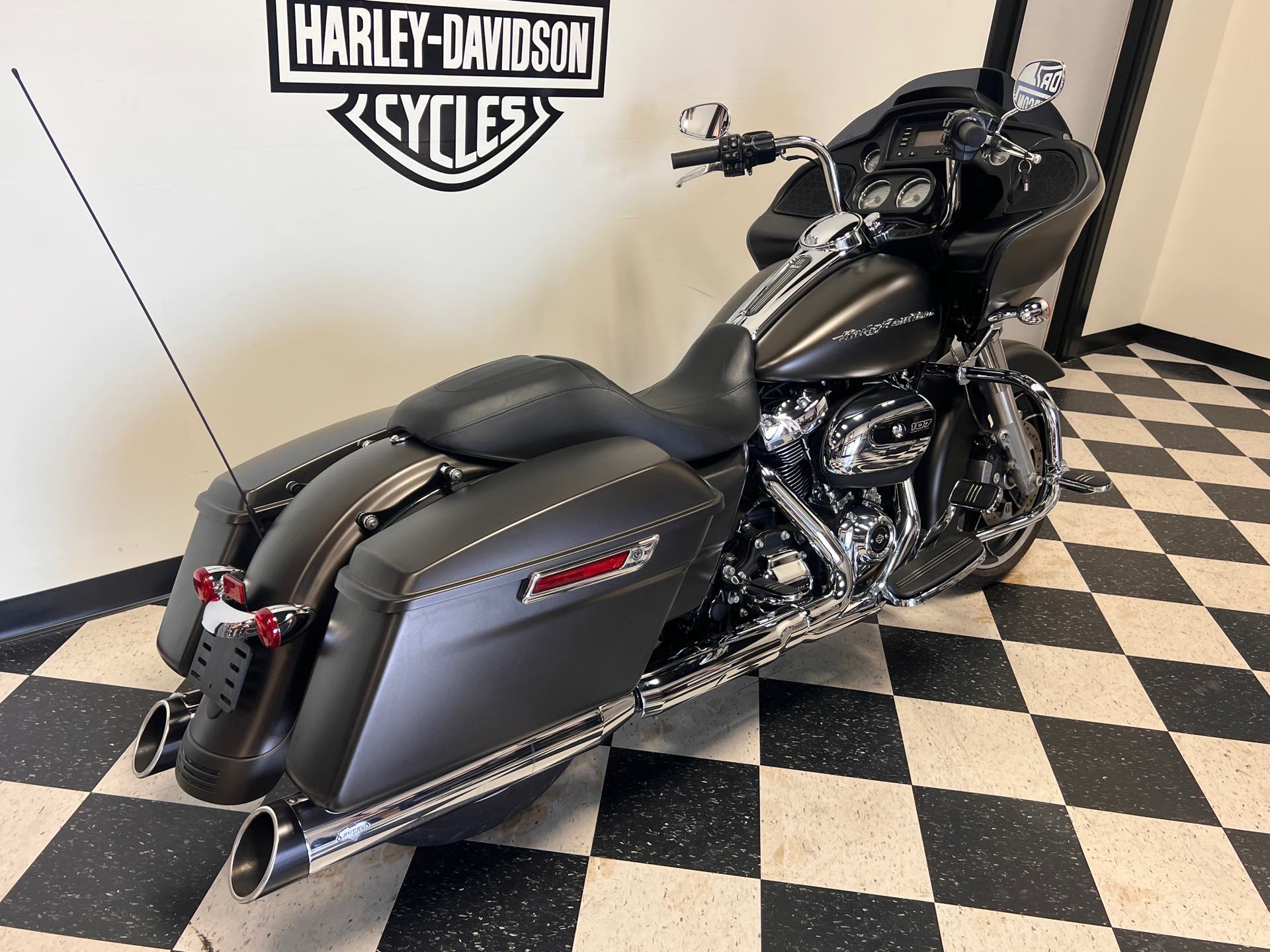 2020 Harley-Davidson Touring Road Glide at Deluxe Harley Davidson