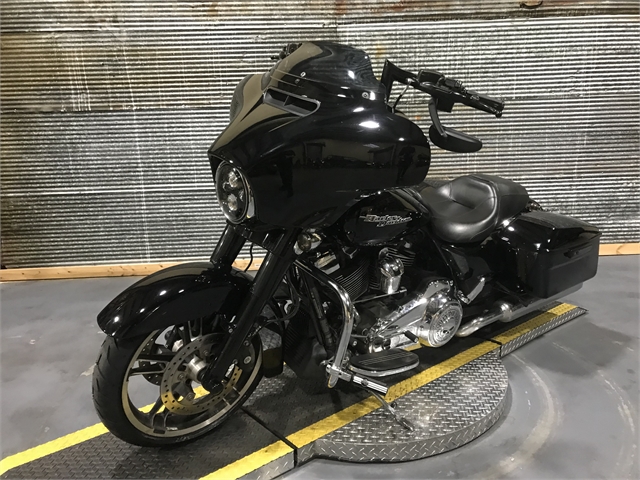 2017 Harley-Davidson Street Glide Special at Texarkana Harley-Davidson