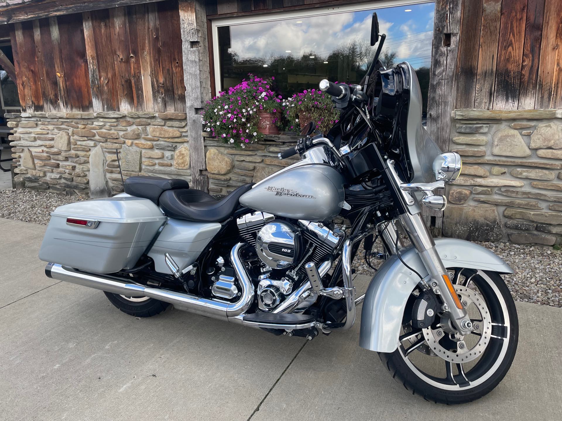 2015 Harley-Davidson Street Glide Special at Arkport Cycles