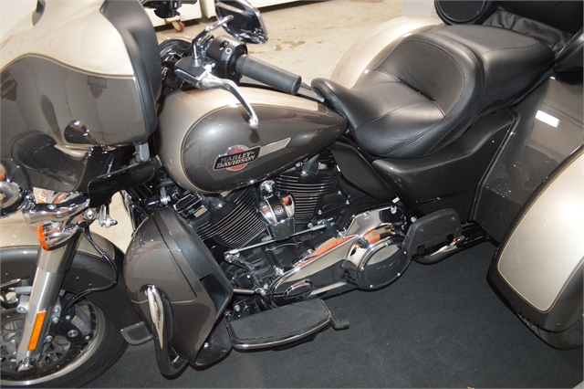 2023 Harley-Davidson Trike Tri Glide Ultra at Suburban Motors Harley-Davidson