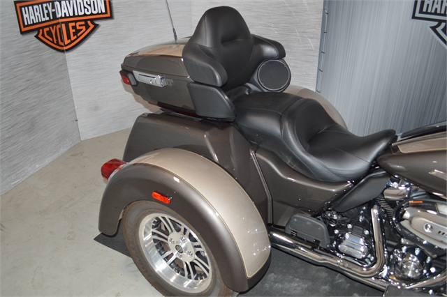 2023 Harley-Davidson Trike Tri Glide Ultra at Suburban Motors Harley-Davidson