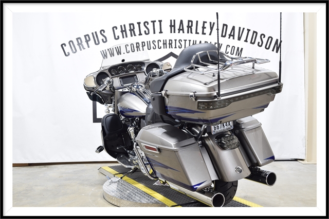 2017 Harley-Davidson Electra Glide CVO Limited at Corpus Christi Harley-Davidson