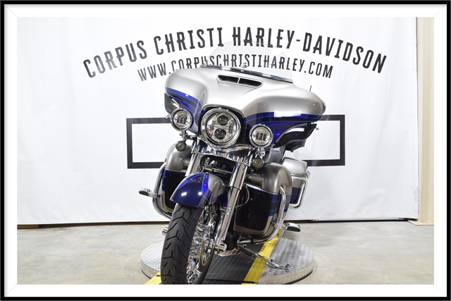 2017 Harley-Davidson Electra Glide CVO Limited at Corpus Christi Harley Davidson