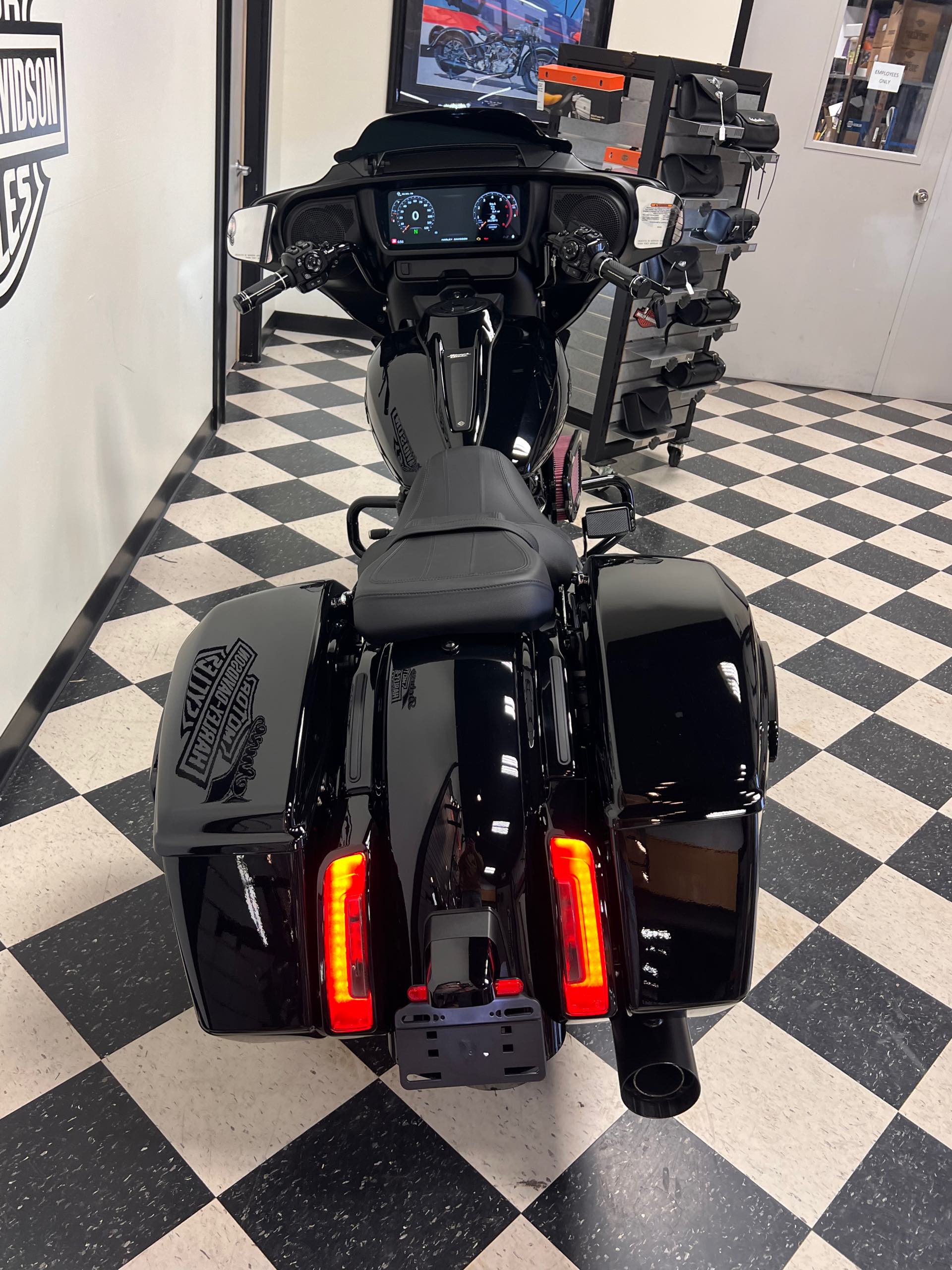 2024 Harley-Davidson Street Glide Base at Deluxe Harley Davidson