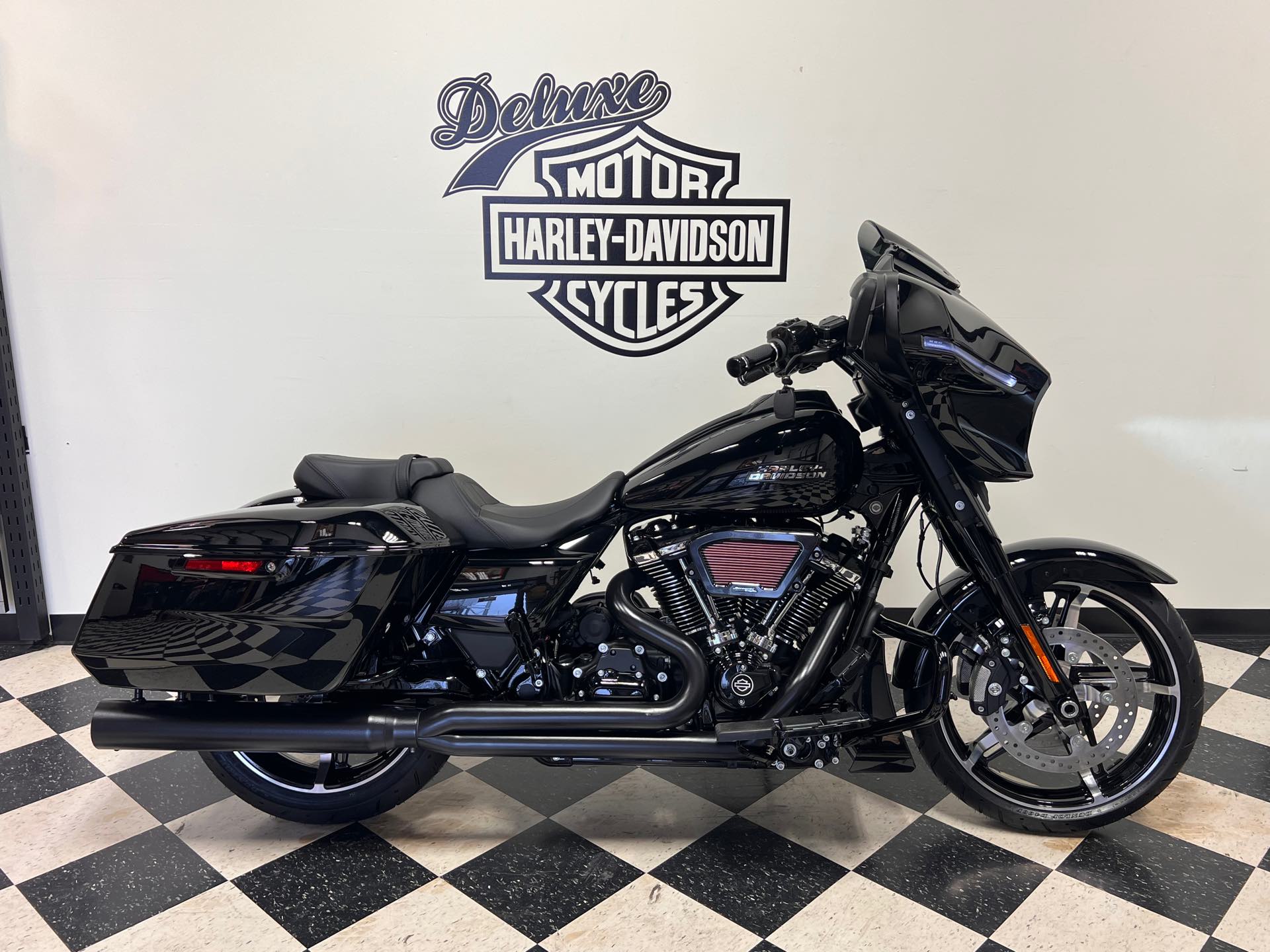 2024 Harley-Davidson Street Glide Base at Deluxe Harley Davidson