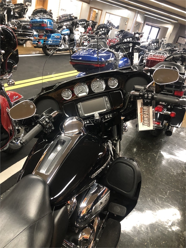 2018 Harley-Davidson Electra Glide Ultra Limited at Holeshot Harley-Davidson