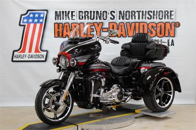 2020 Harley-Davidson CVO CVO Tri Glide at Mike Bruno's Northshore Harley-Davidson
