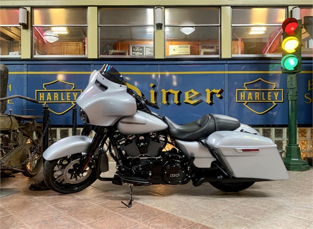 2019 Harley-Davidson Street Glide Special at South East Harley-Davidson