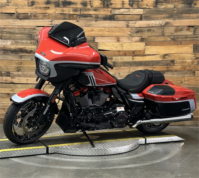 2024 Harley-Davidson Street Glide CVO Street Glide at Lumberjack Harley-Davidson