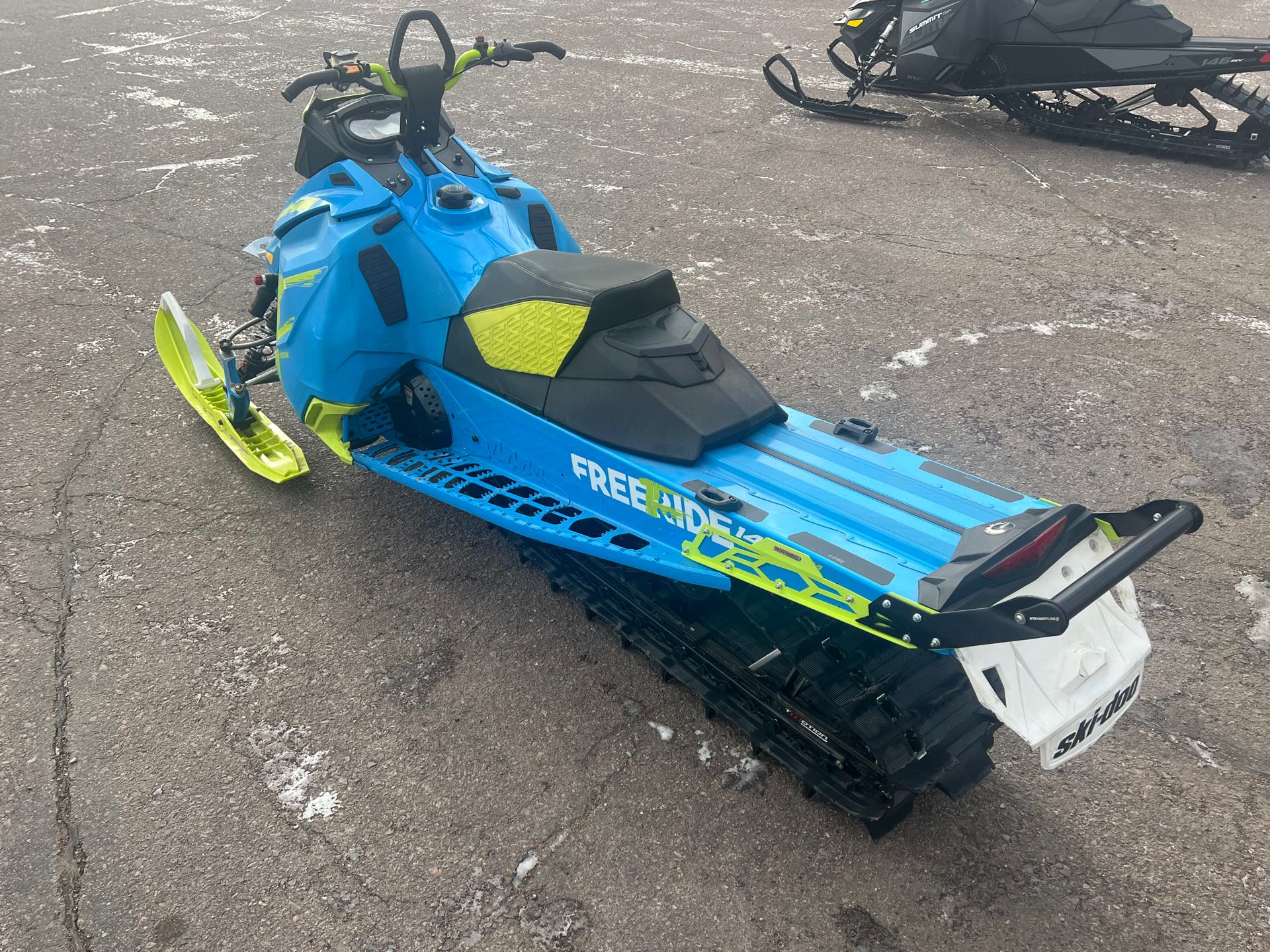 2017 Ski-Doo Freeride 146 800R E-TEC at Interlakes Sport Center