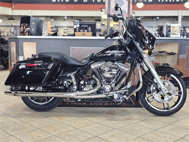 2016 Harley-Davidson Street Glide Base at Destination Harley-Davidson®, Tacoma, WA 98424