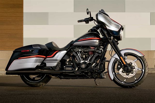 2018 Harley-Davidson Street Glide Special at Lucky Penny Cycles