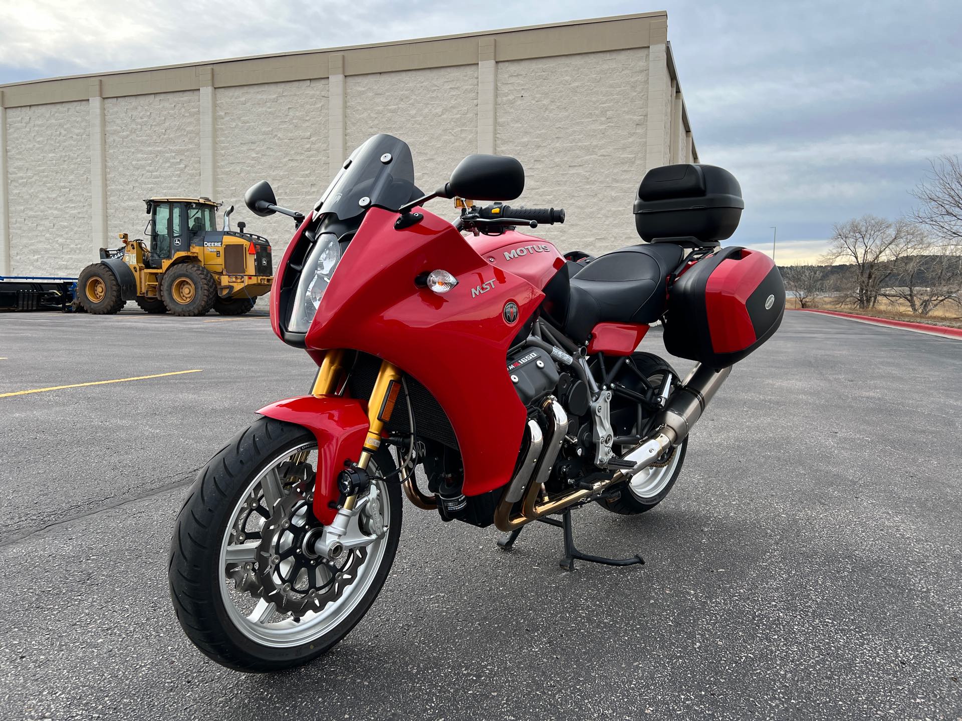 2017 Motus MST Base at Mount Rushmore Motorsports