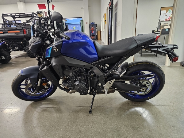 2023 Yamaha MT 09 at Brenny's Motorcycle Clinic, Bettendorf, IA 52722