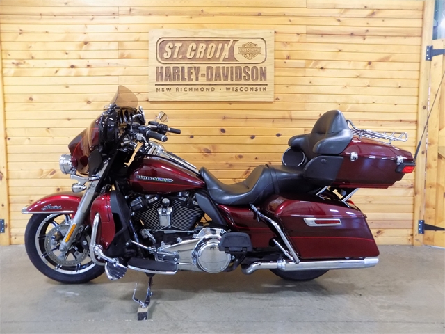 2017 Harley-Davidson Electra Glide Ultra Limited Low at St. Croix Harley-Davidson