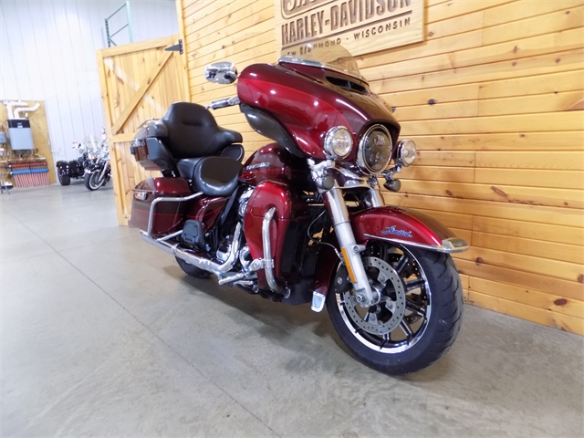 2017 Harley-Davidson Electra Glide Ultra Limited Low at St. Croix Harley-Davidson